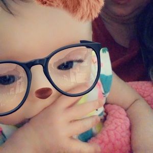 Meet your Posher, April